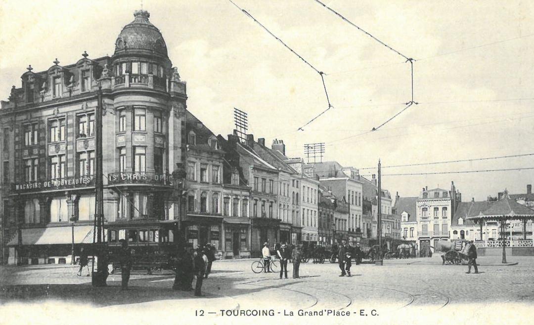 La Grand Place La Grand Place La Ville Et Ses Quartiers Phototheque Centre D Histoire Locale De Tourcoing