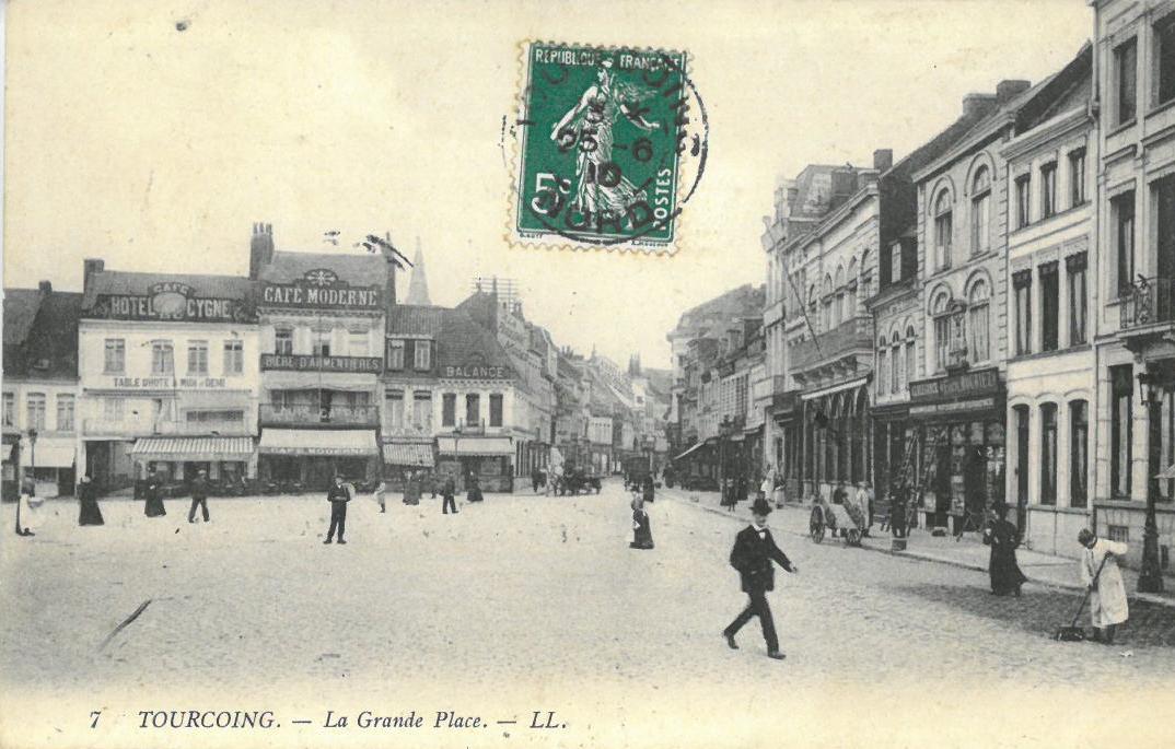La Grand Place La Grand Place La Ville Et Ses Quartiers Phototheque Centre D Histoire Locale De Tourcoing
